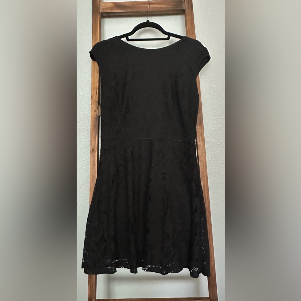 Elegant Black Lace Dress